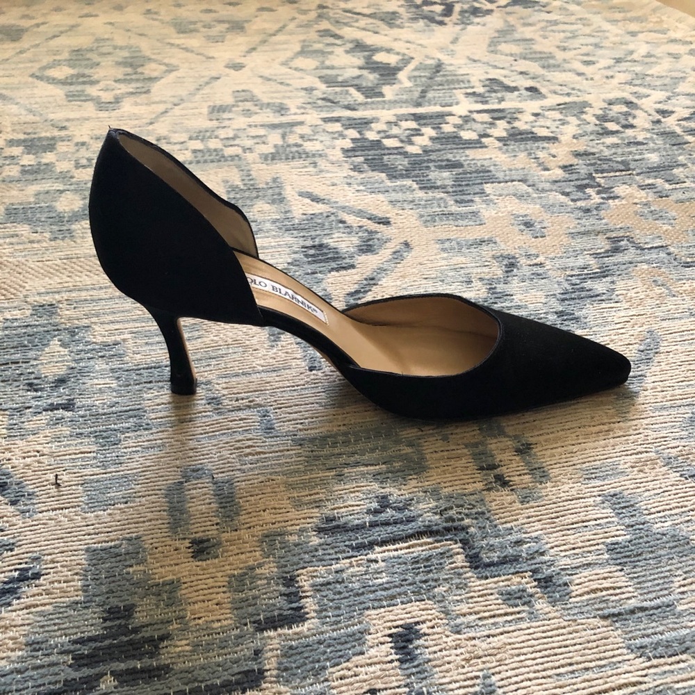 “VINTAGE” MANOLO BLAHNIK D’ORSAY PUMPS